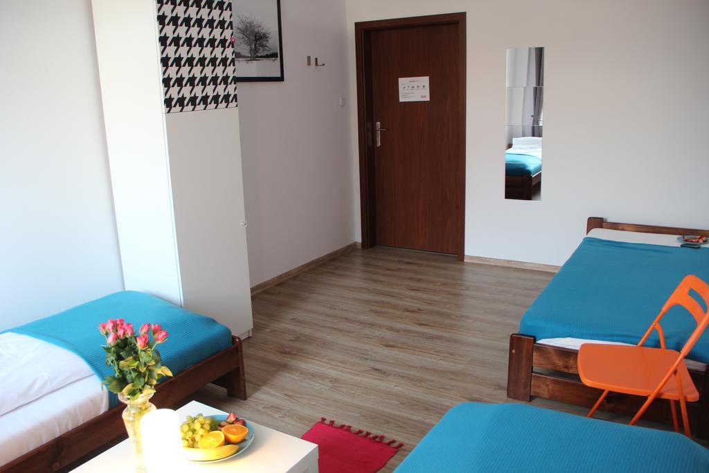 Baba Hostel Kalisz Chambre photo