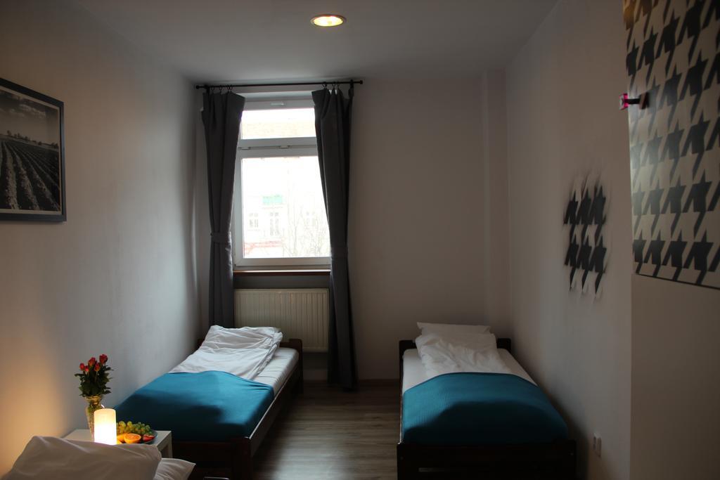 Baba Hostel Kalisz Chambre photo