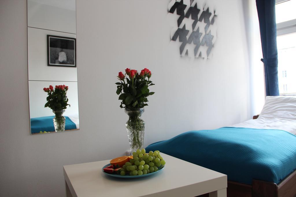 Baba Hostel Kalisz Extérieur photo