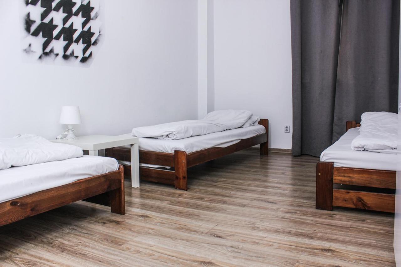Baba Hostel Kalisz Extérieur photo